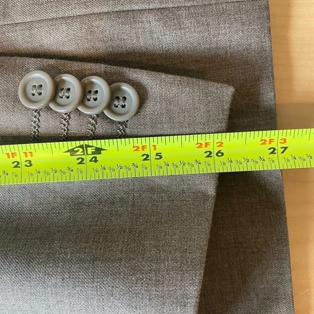 DEMANTIE Italy Men's size 46 long Gray Blazer Jacket Sport coat hand tailored